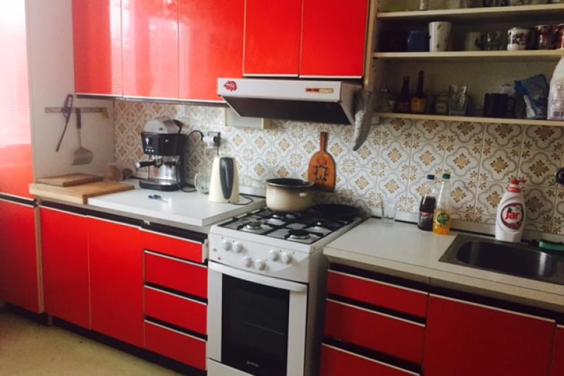 Zrekonštruovaná izba s balkónom
